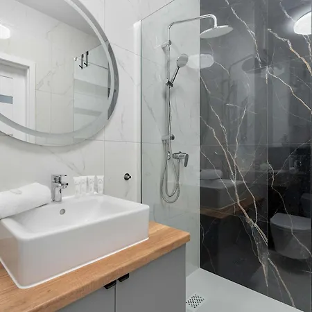 Apartament Comfortable In With Balcony And Underground Parking By Renters *